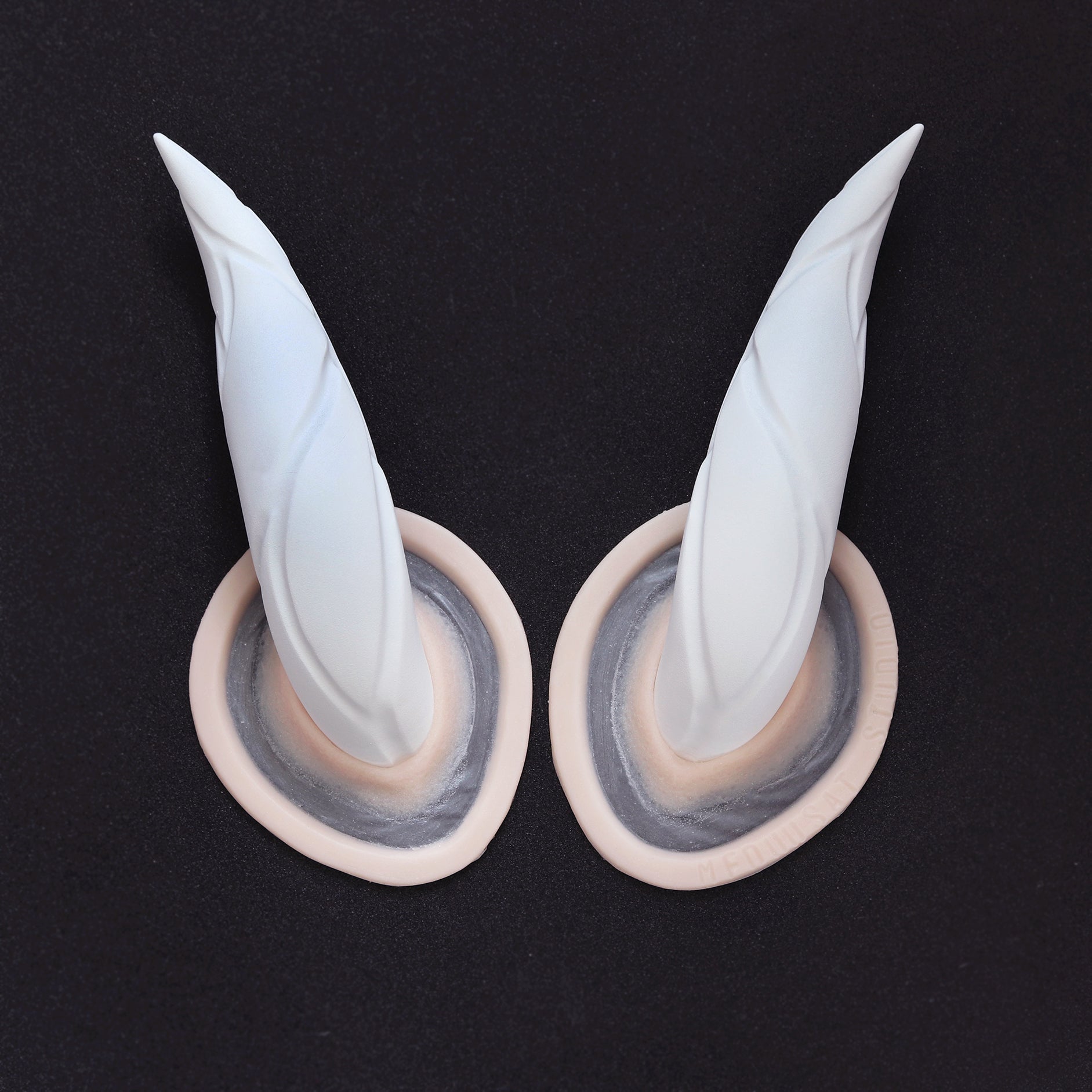 Curved Horns