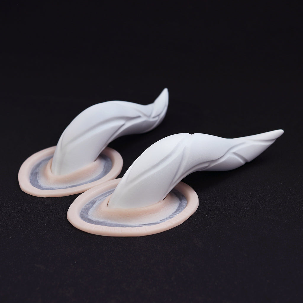 Curved Horns
