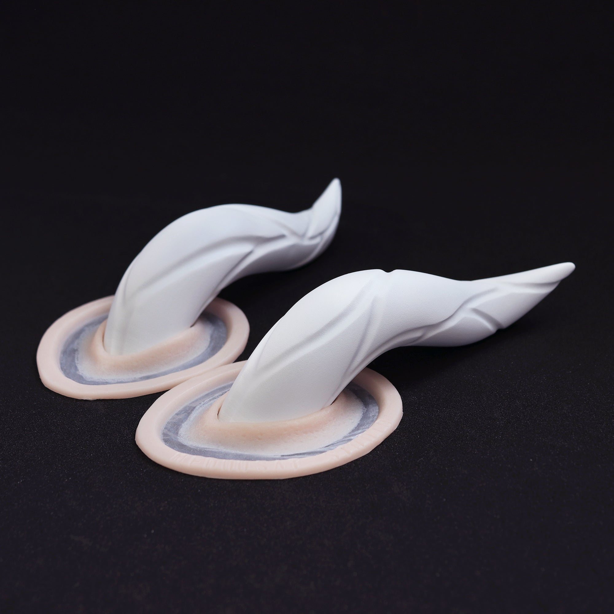 Curved Horns
