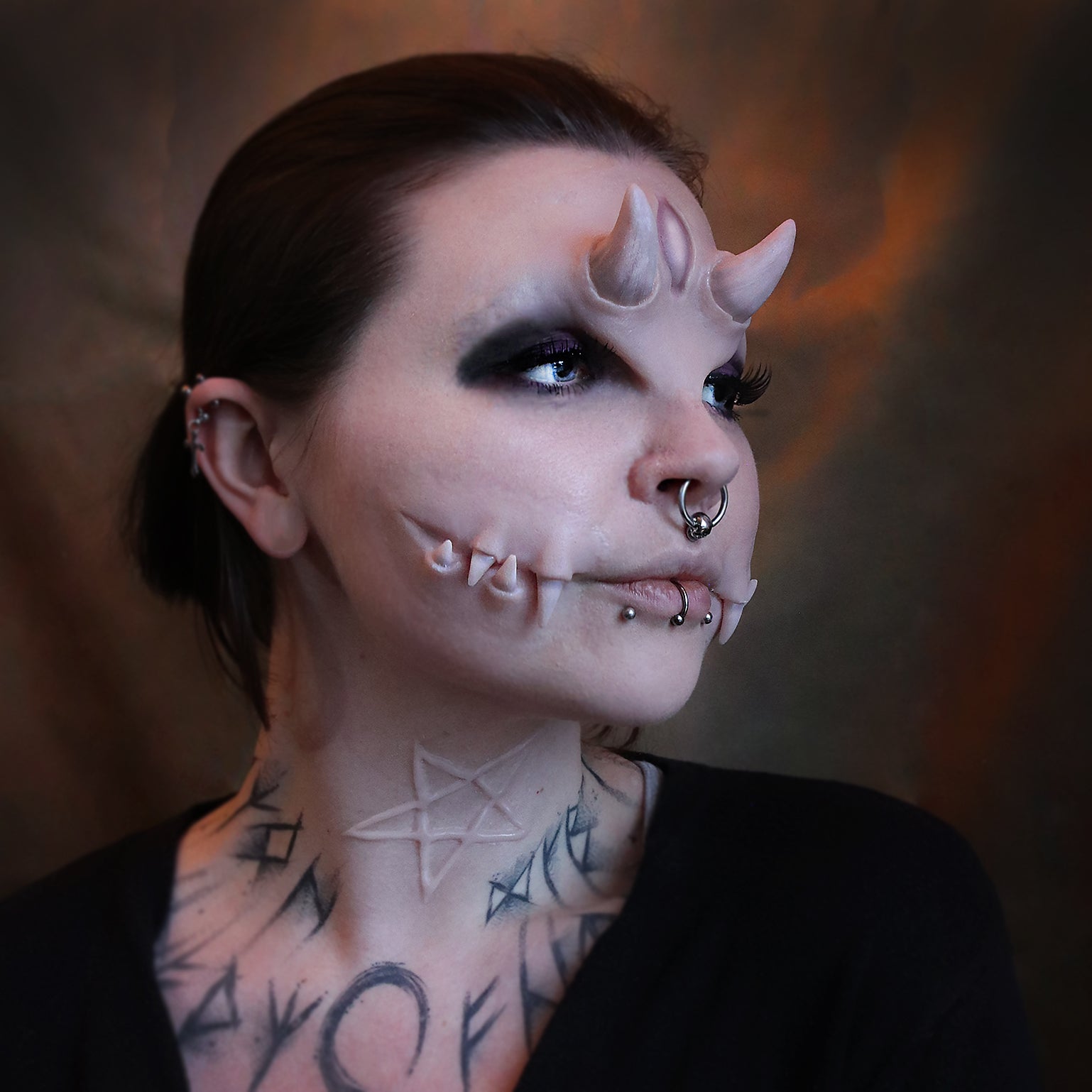 Facial Fangs 2.0 - Meduusat Studio